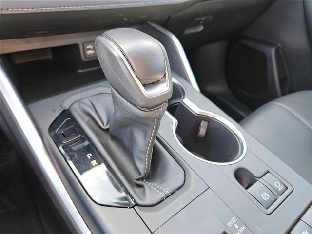 used 2022 Toyota Highlander Hybrid car, priced at $36,992