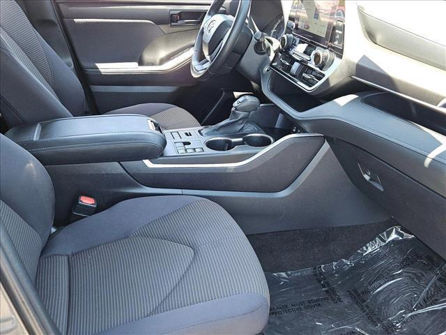 used 2023 Toyota Highlander car, priced at $29,898
