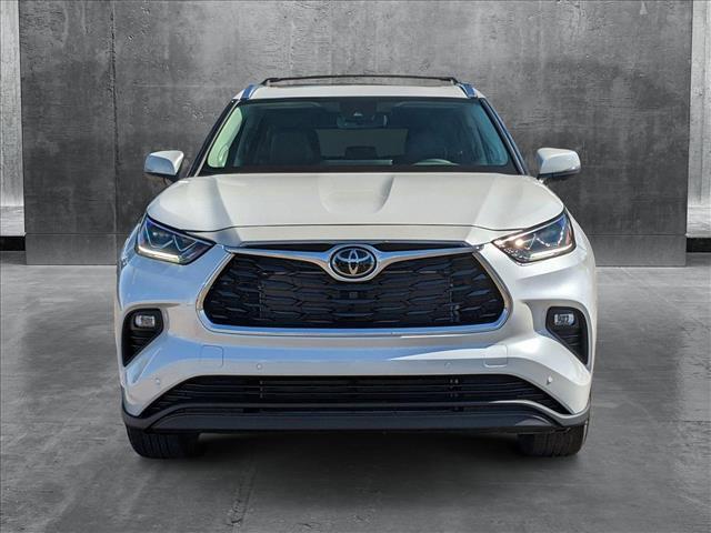 new 2025 Toyota Highlander car, priced at $48,412
