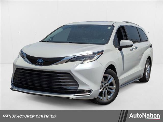 used 2022 Toyota Sienna car, priced at $45,449