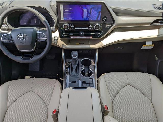 new 2025 Toyota Highlander car, priced at $50,273