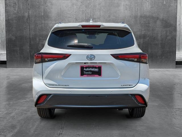 new 2025 Toyota Highlander car, priced at $50,273