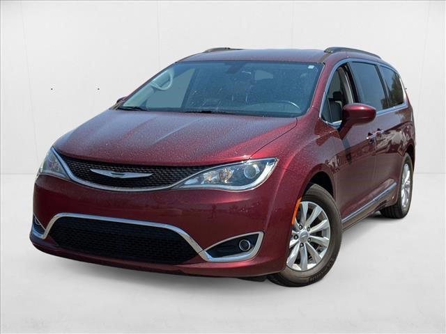 used 2017 Chrysler Pacifica car, priced at $11,996