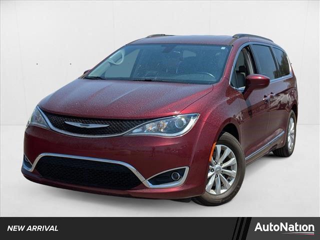 used 2017 Chrysler Pacifica car, priced at $11,996