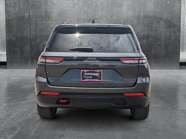 used 2022 Jeep Grand Cherokee car, priced at $35,996