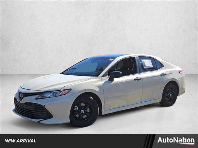 used 2018 Toyota Camry Hybrid car, priced at $18,682