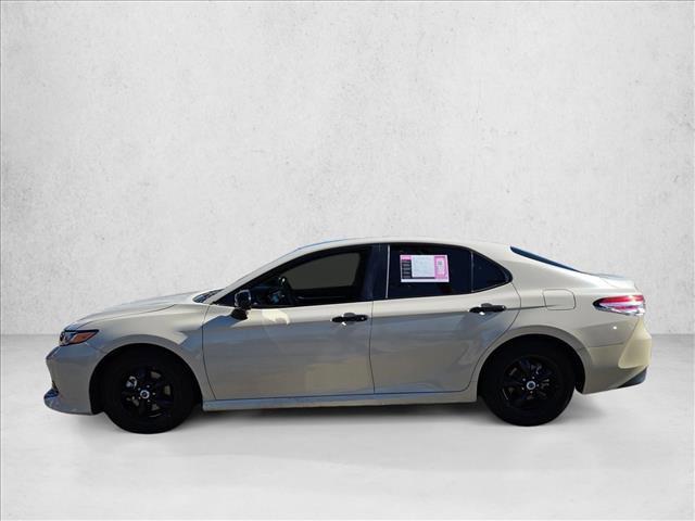 used 2018 Toyota Camry Hybrid car, priced at $18,682