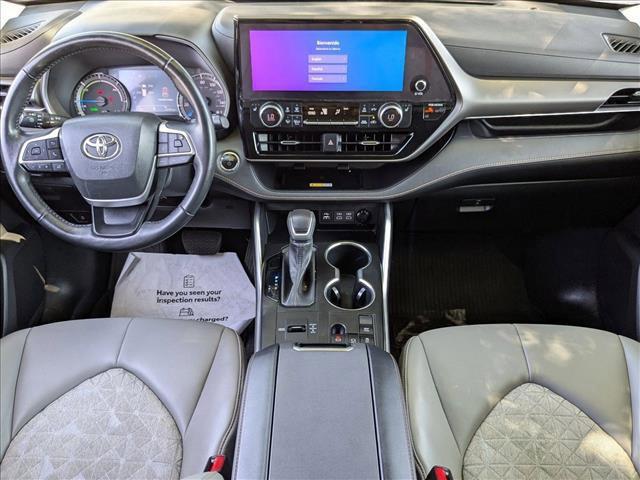 used 2023 Toyota Highlander Hybrid car, priced at $38,998