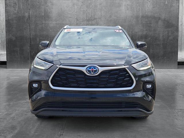 used 2022 Toyota Highlander Hybrid car, priced at $34,996