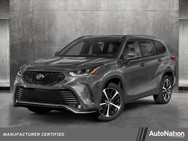 used 2022 Toyota Highlander car, priced at $34,996