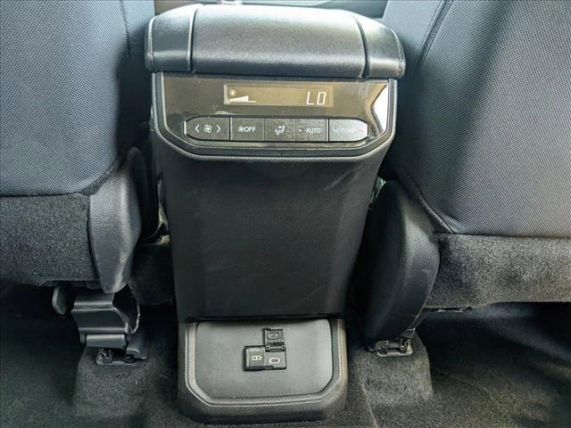 used 2025 Toyota Highlander car, priced at $42,996