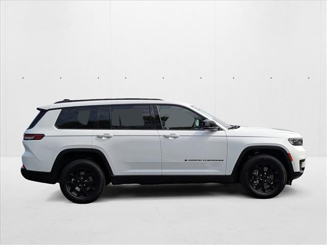 used 2024 Jeep Grand Cherokee L car, priced at $28,996