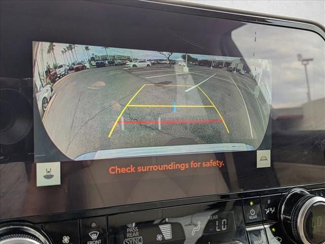 used 2023 Toyota Highlander Hybrid car, priced at $39,996