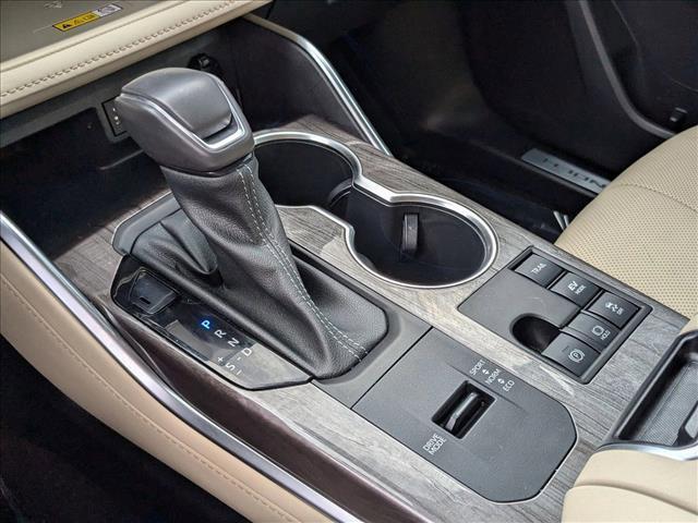 used 2023 Toyota Highlander Hybrid car, priced at $39,996