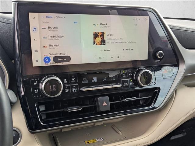 used 2023 Toyota Highlander Hybrid car, priced at $39,996