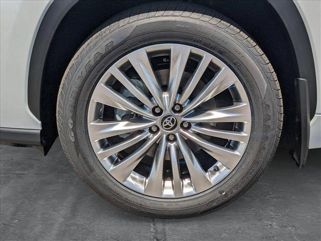 new 2025 Toyota Highlander Hybrid car, priced at $57,387
