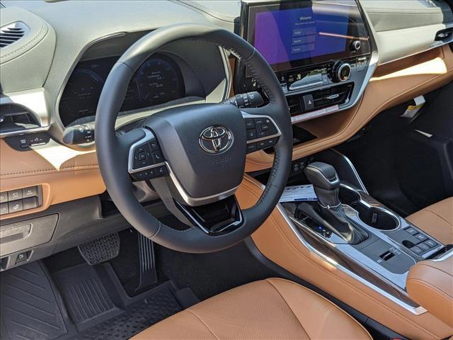 new 2025 Toyota Highlander Hybrid car, priced at $57,387