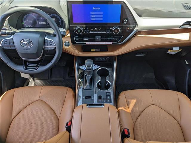 new 2025 Toyota Highlander Hybrid car, priced at $57,387