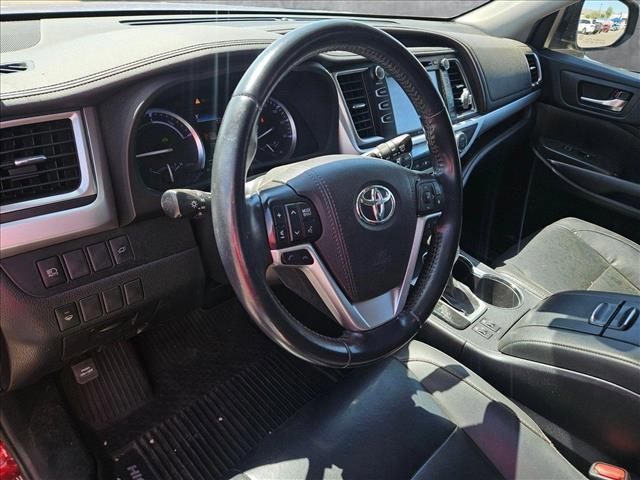 used 2019 Toyota Highlander Hybrid car, priced at $26,981