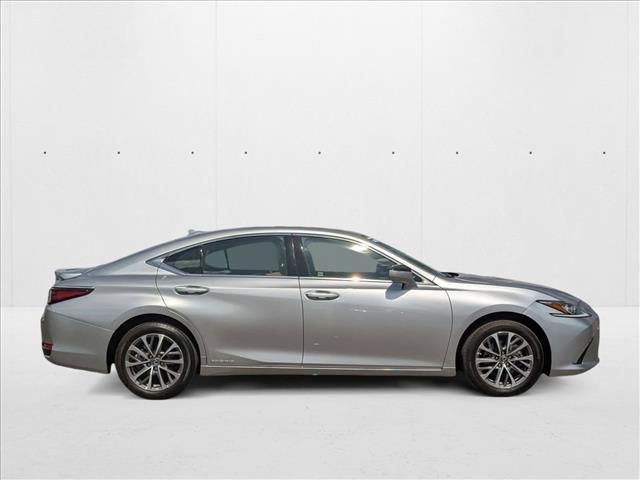 used 2022 Lexus ES 300h car, priced at $33,449