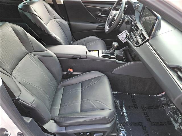 used 2025 Lexus ES 300h car, priced at $46,449