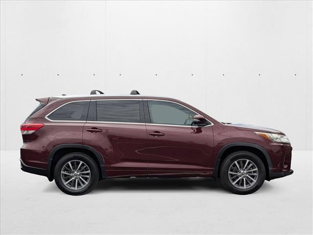 used 2018 Toyota Highlander car, priced at $20,990