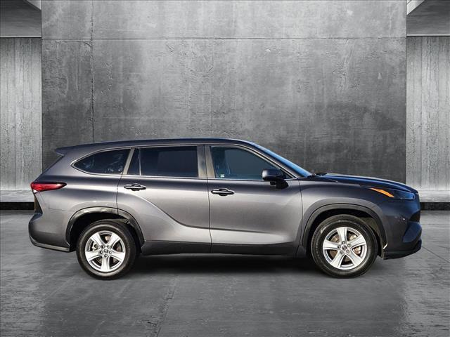 used 2023 Toyota Highlander car, priced at $30,415