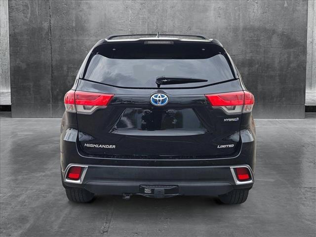 used 2018 Toyota Highlander Hybrid car, priced at $28,436