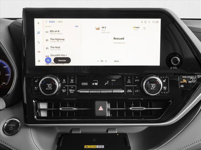 new 2025 Toyota Highlander Hybrid car, priced at $58,347