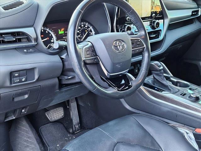 used 2021 Toyota Highlander car, priced at $34,952