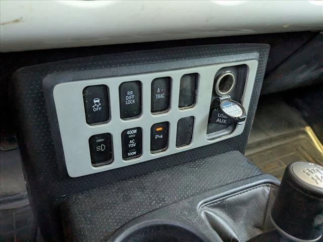 used 2011 Toyota FJ Cruiser car, priced at $17,996