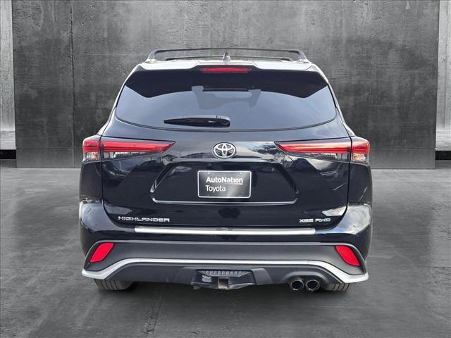 used 2022 Toyota Highlander car, priced at $34,978