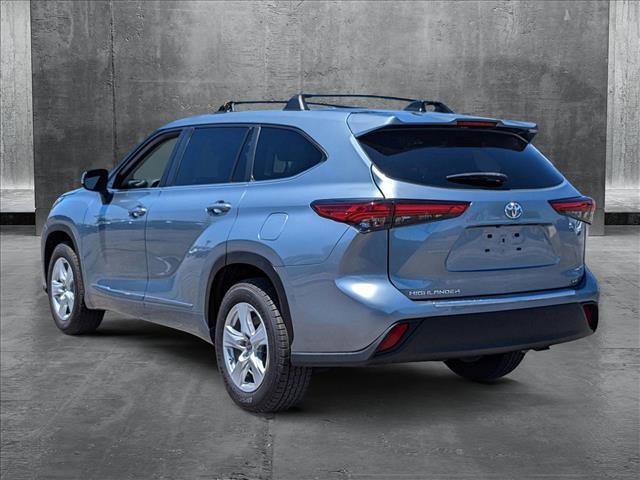 used 2023 Toyota Highlander car, priced at $30,949