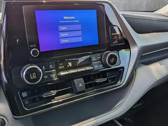 used 2023 Toyota Highlander car, priced at $30,949