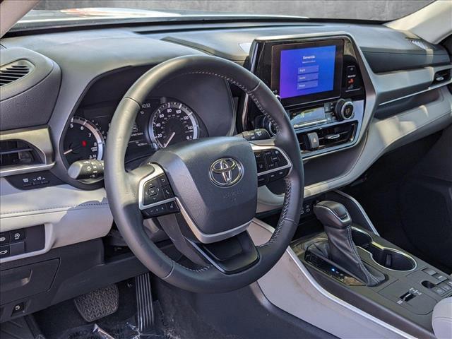 used 2023 Toyota Highlander car, priced at $30,949