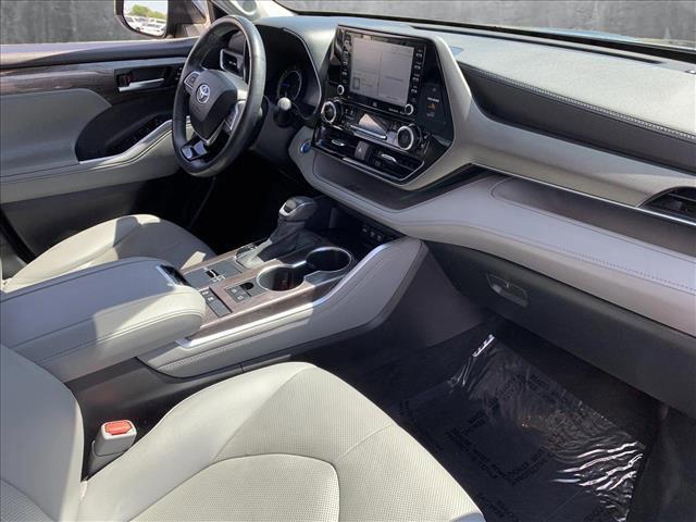 used 2020 Toyota Highlander Hybrid car, priced at $35,481