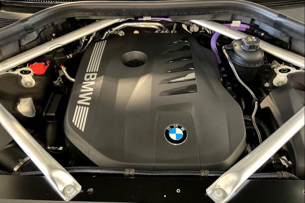 new 2026 BMW X7 car, priced at $96,135
