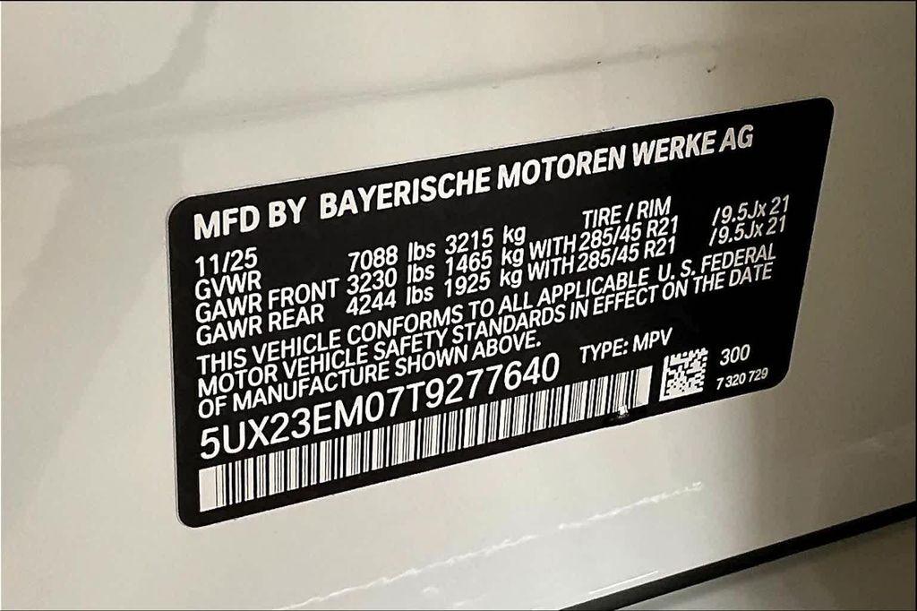 new 2026 BMW X7 car, priced at $96,135