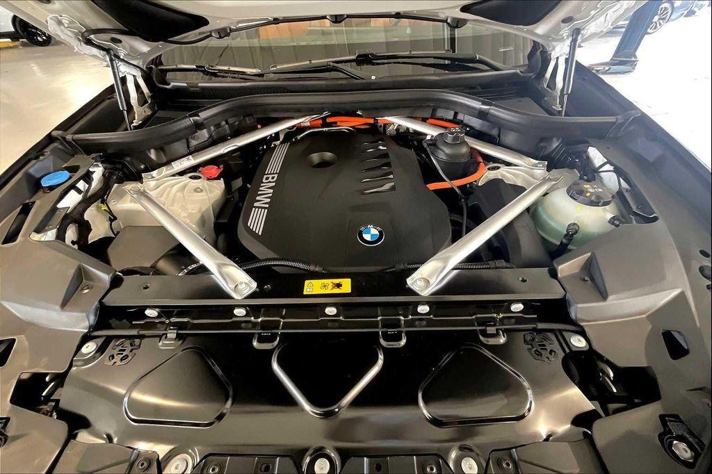 new 2026 BMW X5 PHEV car, priced at $81,400