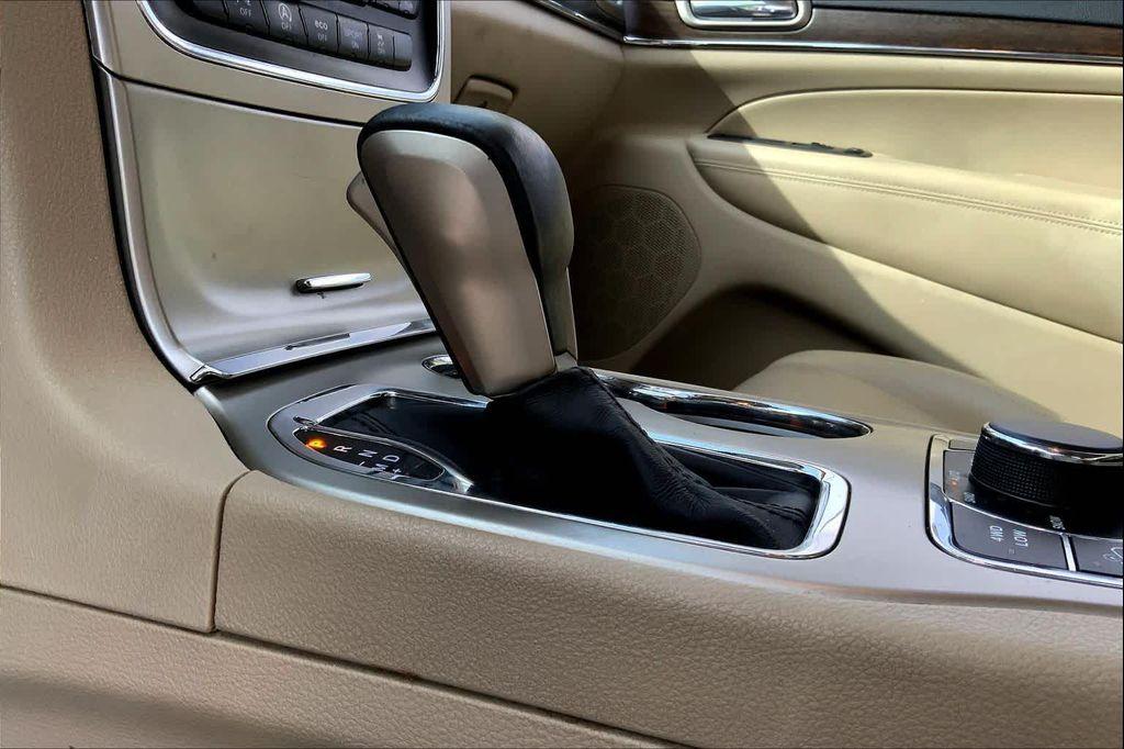 used 2016 Jeep Grand Cherokee car, priced at $12,681