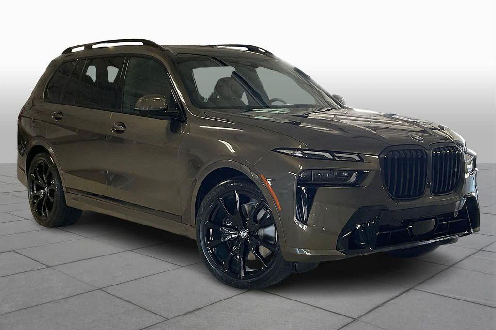 new 2026 BMW X7 car, priced at $99,280