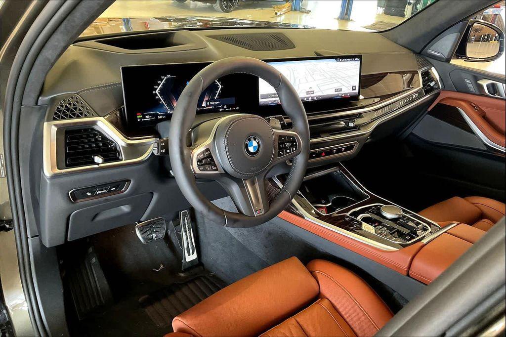 new 2026 BMW X7 car, priced at $99,280