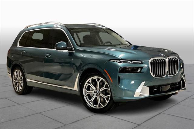 new 2025 BMW X7 car, priced at $91,355