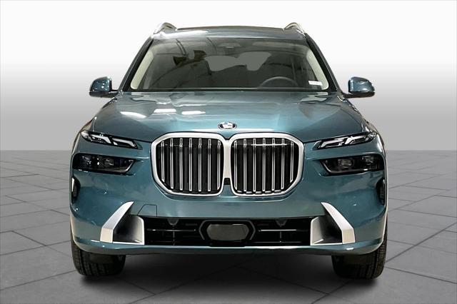 new 2025 BMW X7 car, priced at $91,355