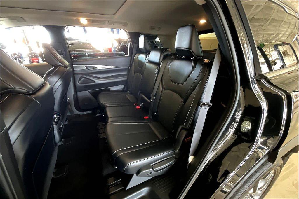 used 2023 INFINITI QX60 car, priced at $38,592
