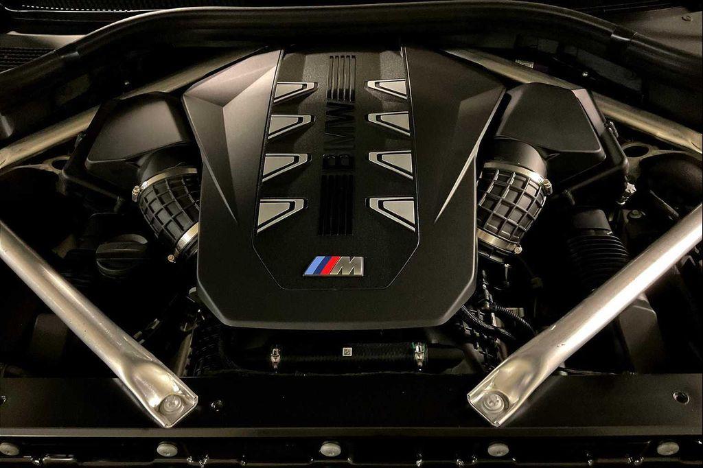 new 2026 BMW X7 car, priced at $122,760