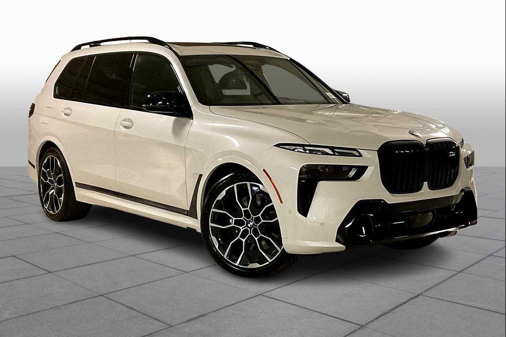 new 2026 BMW X7 car, priced at $122,760