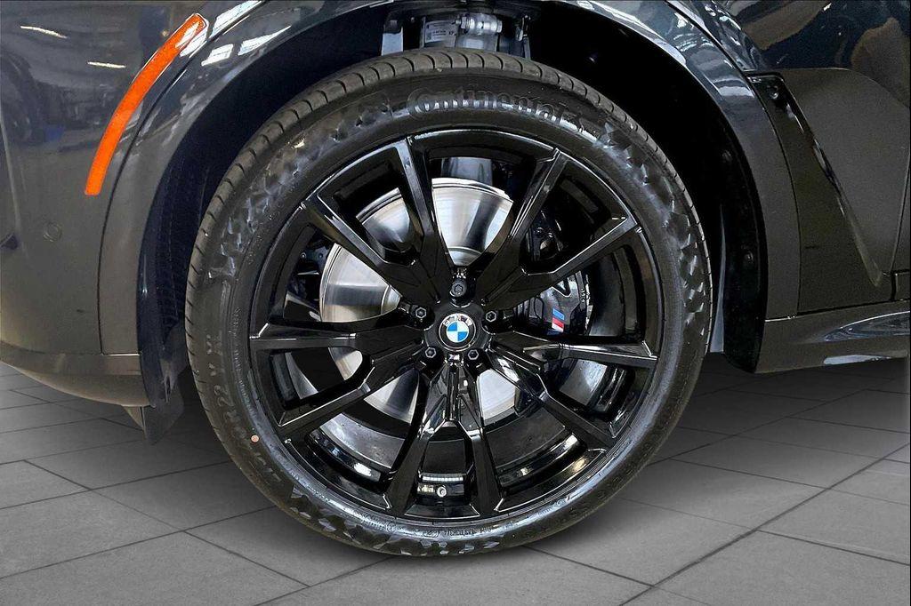 new 2026 BMW X7 car, priced at $120,660