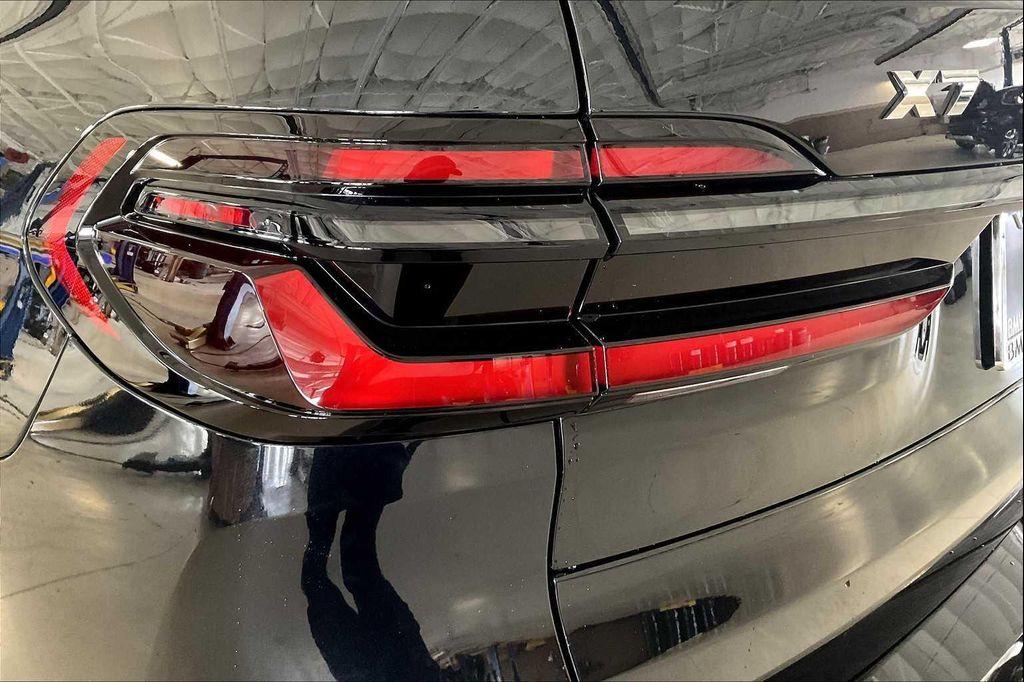 new 2026 BMW X7 car, priced at $120,660