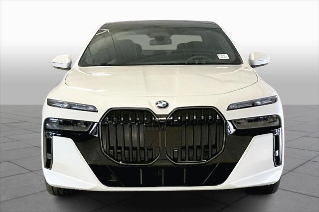 new 2025 BMW 760 car, priced at $134,755